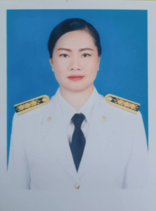 นางสาวณัชชา โชคธนสถิตย์