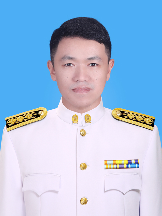 นายกทกร โชชัย